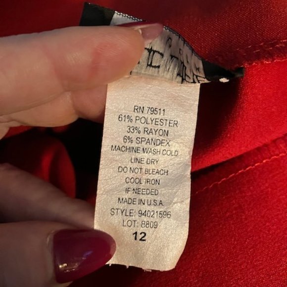 WILDLIFE NEW YORK - Size 12 - Red Flared Pants w/ Floral Embroidered Pattern - Picture 11 of 11